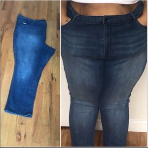Size 32 Avenue skinny jeans